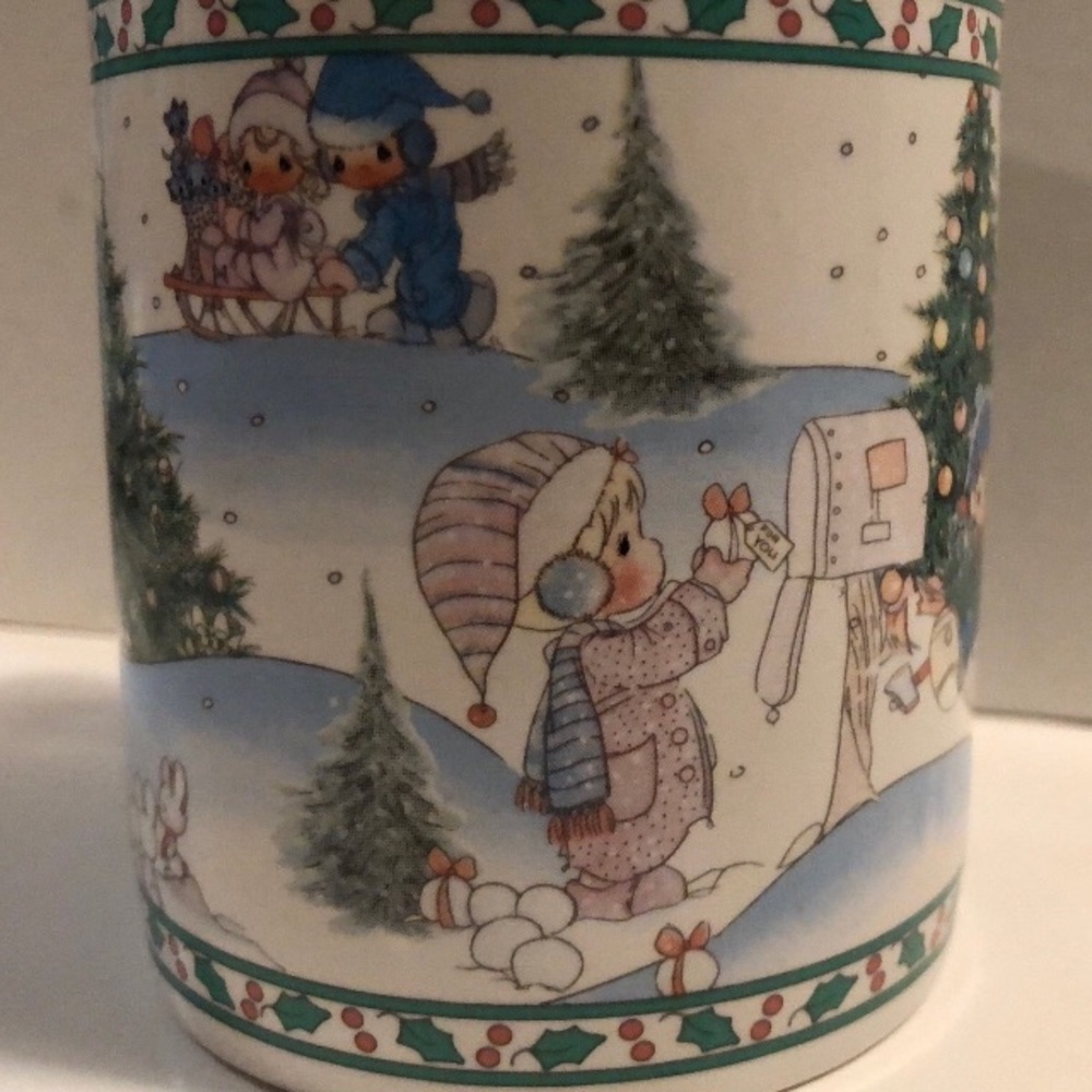 1995 Precious Moments Christmas Winter Coffee Mug (*read*)